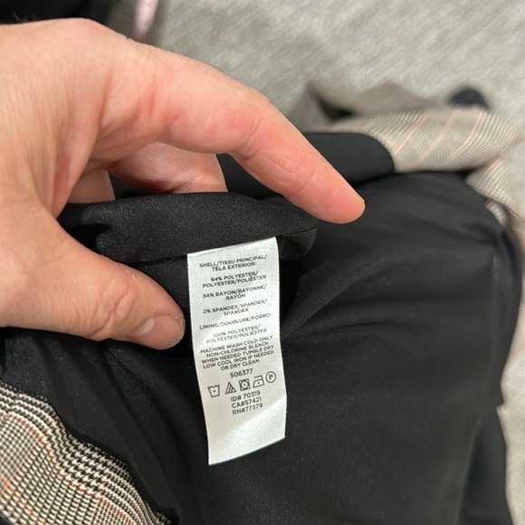 Ann Taylor factory woman blazer - Picture 7 of 7